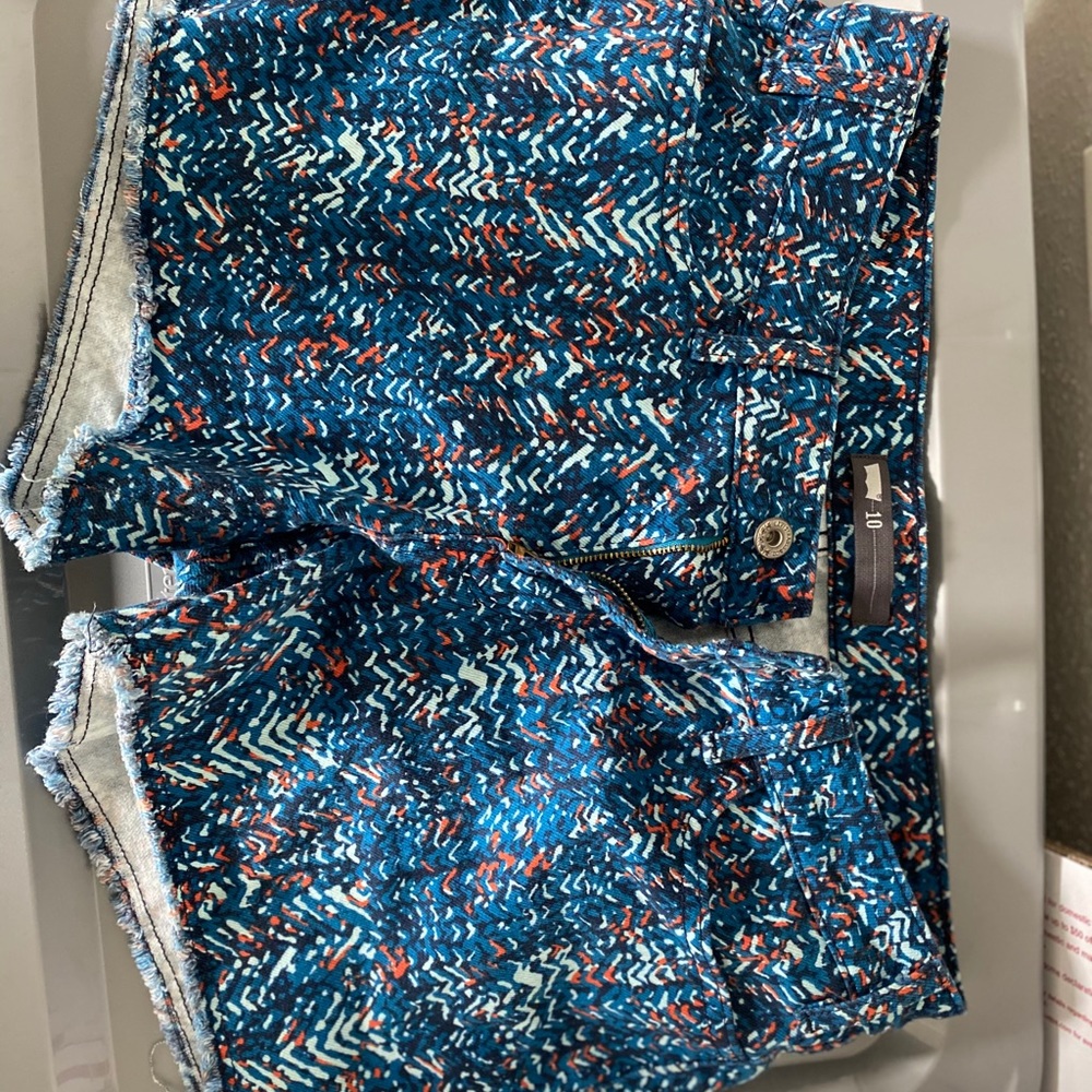 levi shorts multicolor
